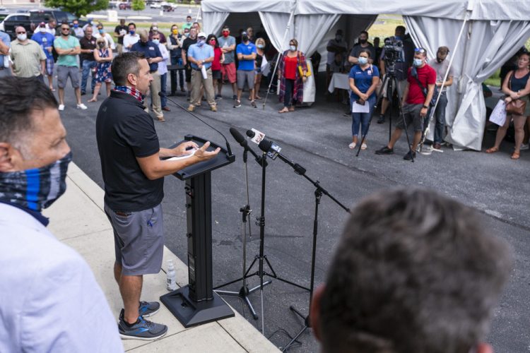 Restaurants to fight back; sports teams want fans in stands